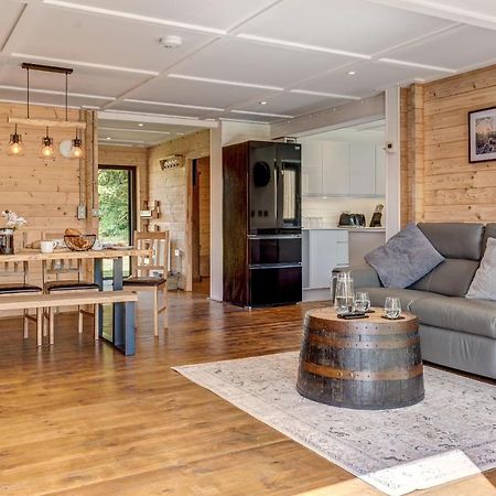 Benson Buttercup Lodge מראה חיצוני תמונה
